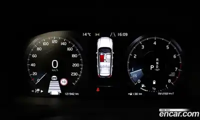 Volvo V60 2022 2.0 автомат (гидро), миниатюра 8