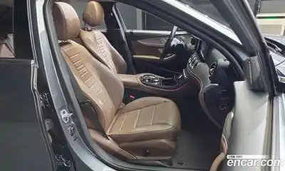 Mercedes-Benz E-Class 2019 2.0 автомат (гидро), миниатюра 12