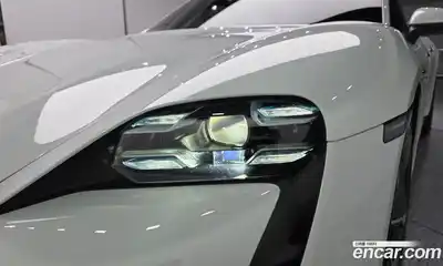 Porsche Taycan 2021 0.1 автомат (гидро), миниатюра 8