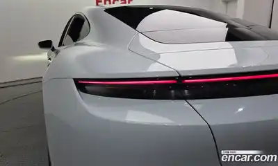 Porsche Taycan 2021 0.1 автомат (гидро), миниатюра 9
