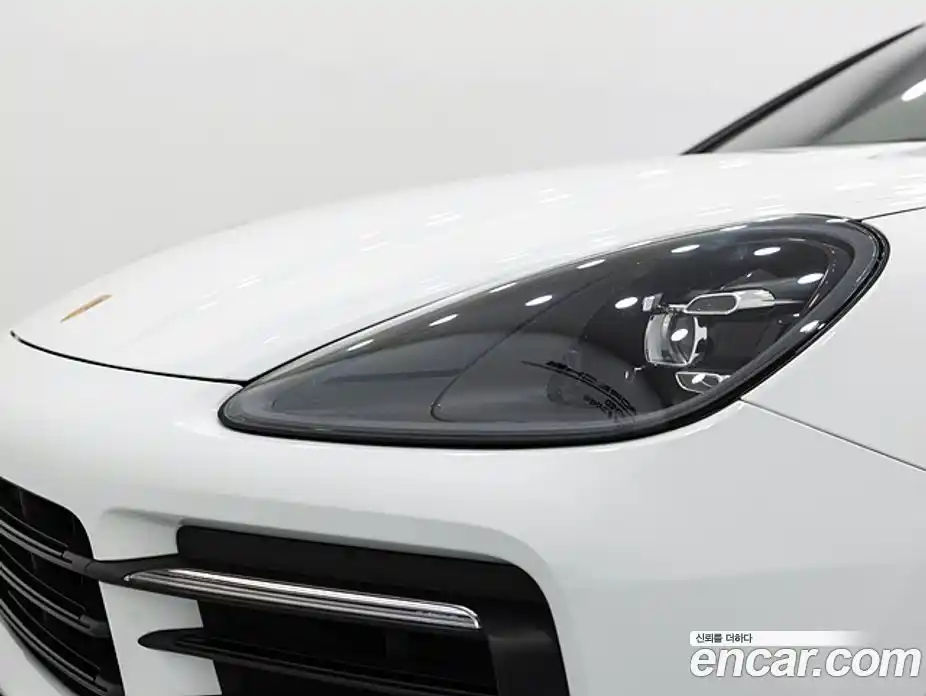 Porsche Cayenne 2023 3.0 автомат (гидро), фото 11