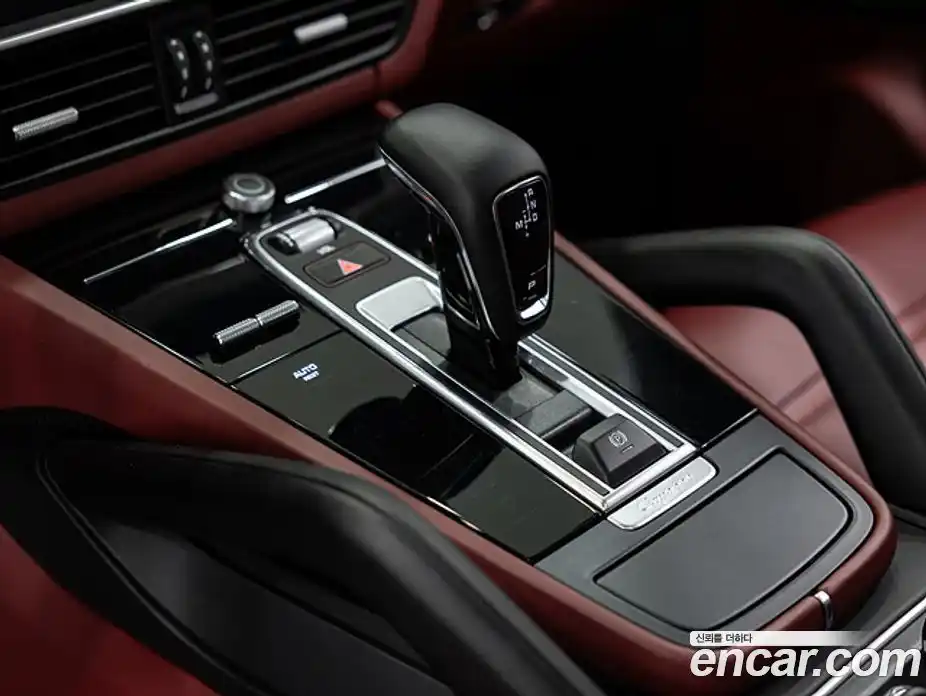 Porsche Cayenne 2023 3.0 автомат (гидро), фото 9