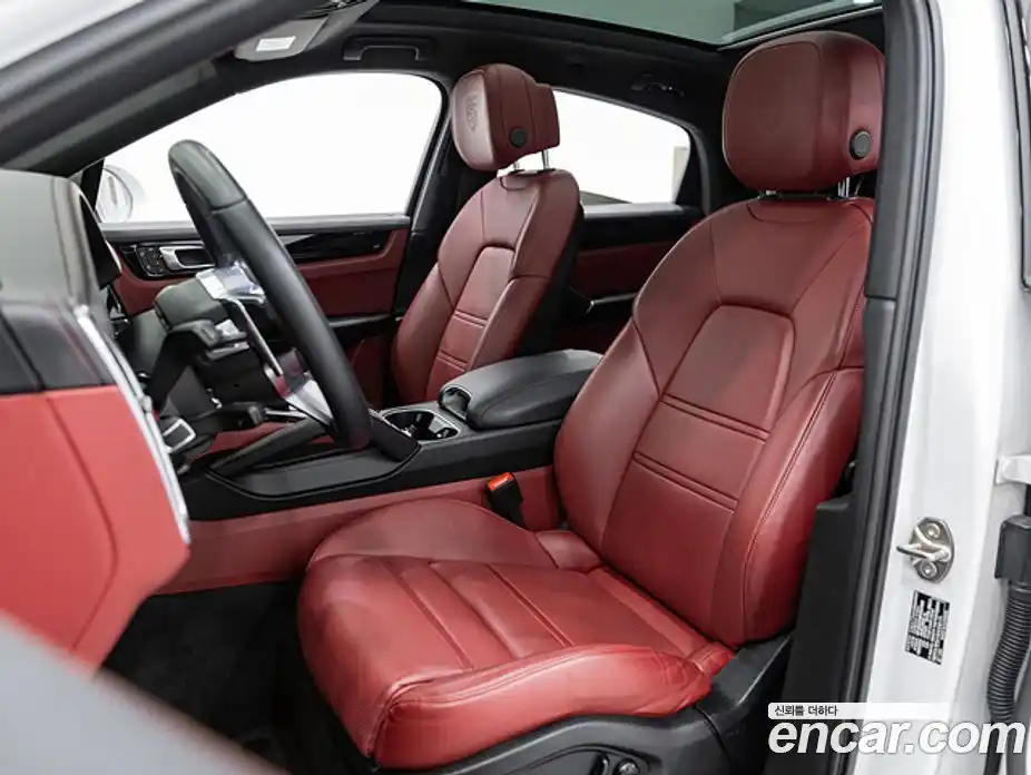 Porsche Cayenne 2023 3.0 автомат (гидро), фото 10