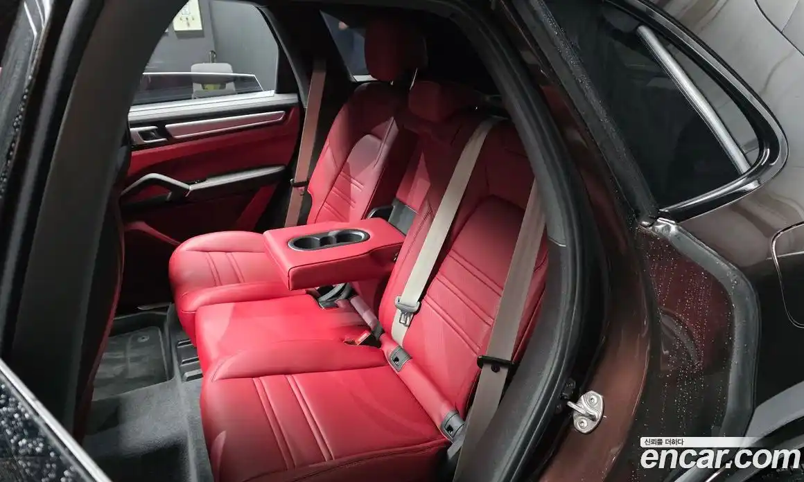 Porsche Cayenne 2023 3.0 автомат (гидро), фото 18