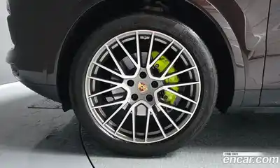 Porsche Cayenne 2023 3.0 автомат (гидро), миниатюра 5
