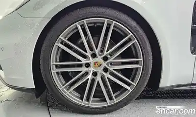 Porsche Panamera 2018 3.0 автомат (гидро), миниатюра 5