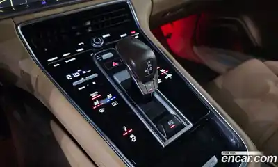 Porsche Panamera 2018 3.0 автомат (гидро), миниатюра 9