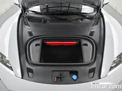 Porsche Taycan 2025 0.1 автомат (гидро), миниатюра 6