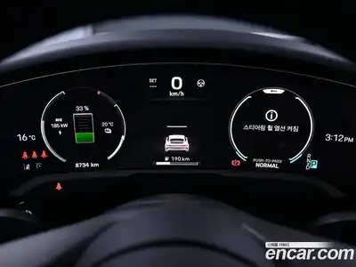 Porsche Taycan 2025 0.1 автомат (гидро), миниатюра 8