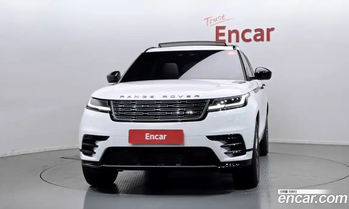 Land Rover Range Rover Velar 2025 2.0 автомат (гидро), фото 3