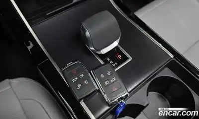 Land Rover Range Rover Velar 2025 2.0 автомат (гидро), миниатюра 9