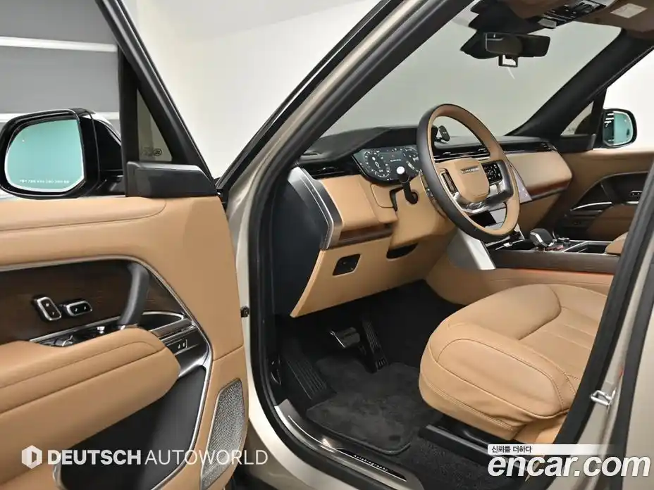 Land Rover Range Rover 2023 4.4 автомат (гидро), фото 11