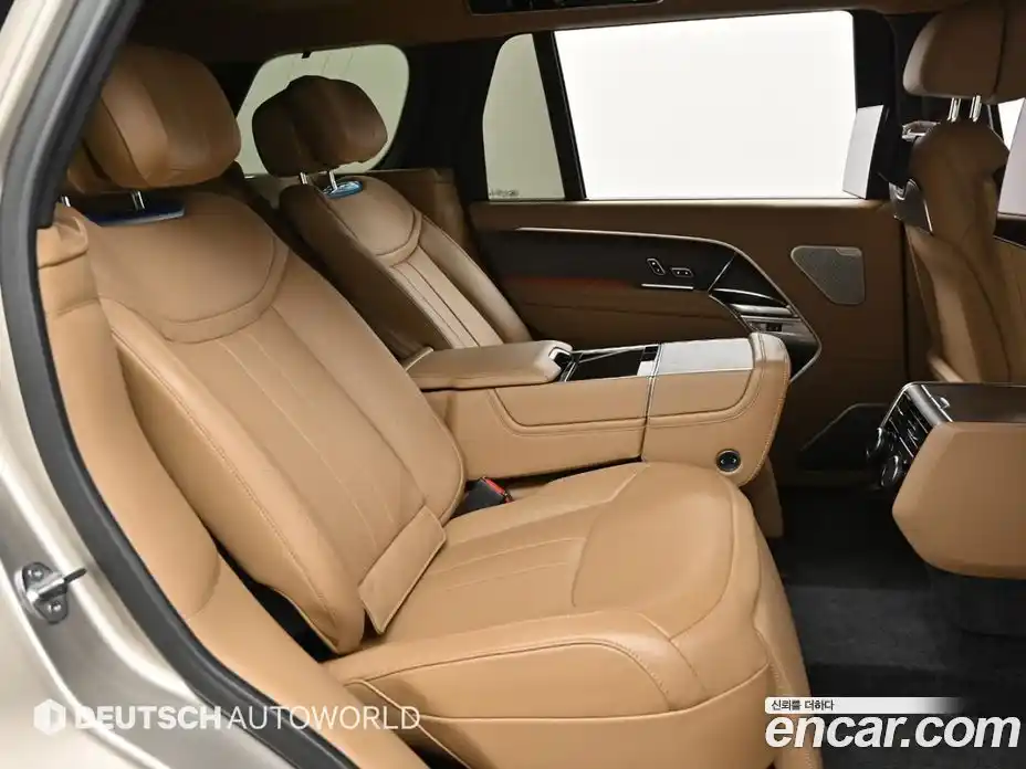 Land Rover Range Rover 2023 4.4 автомат (гидро), фото 12