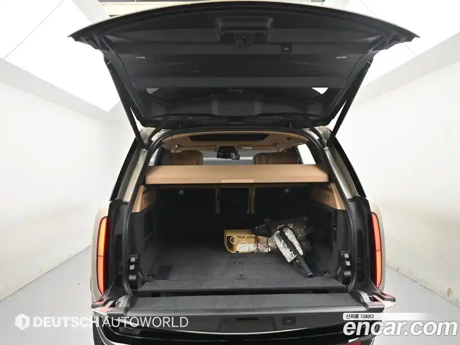 Land Rover Range Rover 2023 4.4 автомат (гидро), фото 19