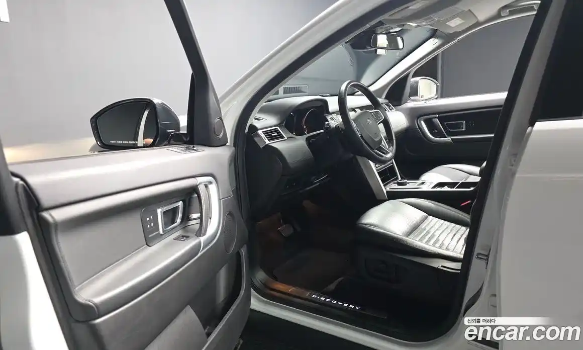 Land Rover Discovery Sport 2018 2.0 автомат (гидро), фото 13