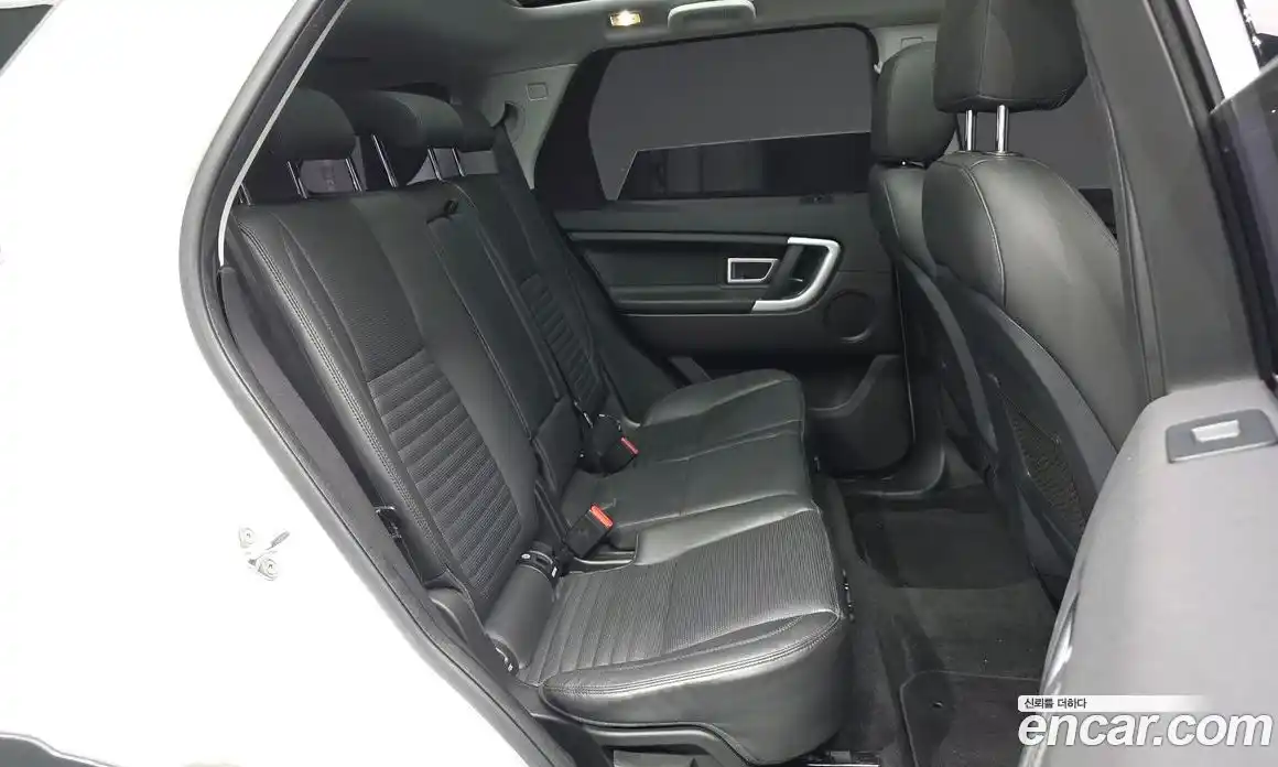 Land Rover Discovery Sport 2018 2.0 автомат (гидро), фото 18