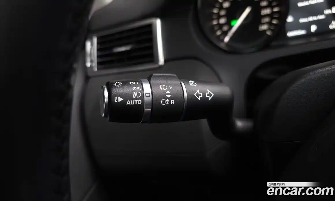 Land Rover Discovery Sport 2018 2.0 автомат (гидро), фото 30