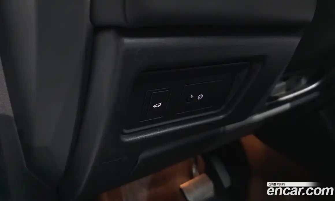 Land Rover Discovery Sport 2018 2.0 автомат (гидро), фото 32
