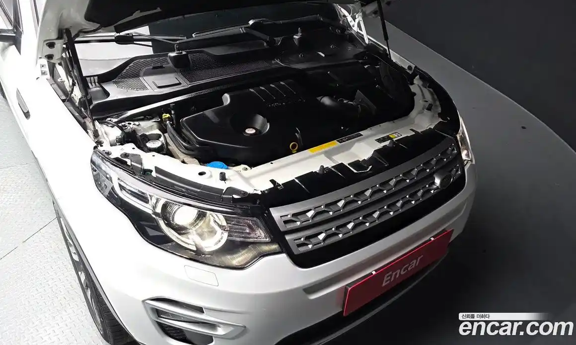 Land Rover Discovery Sport 2018 2.0 автомат (гидро), фото 6