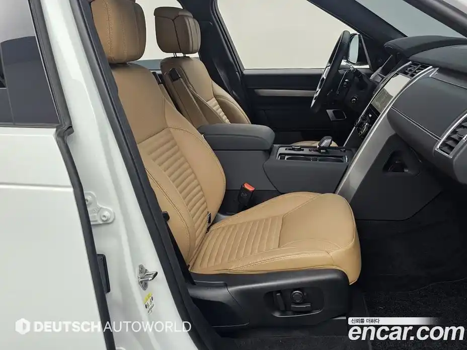 Land Rover Discovery 2025 3.0 автомат (гидро), фото 10