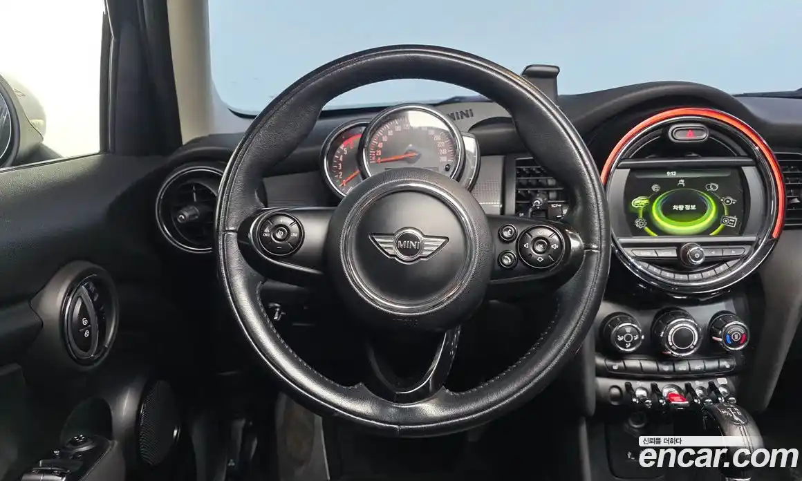 Mini Cooper 2017 1.5 автомат (гидро), фото 12