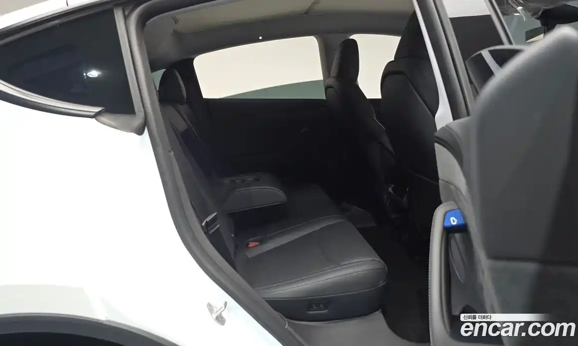 Tesla Model Y 2025 0.2 гидро, фото 17