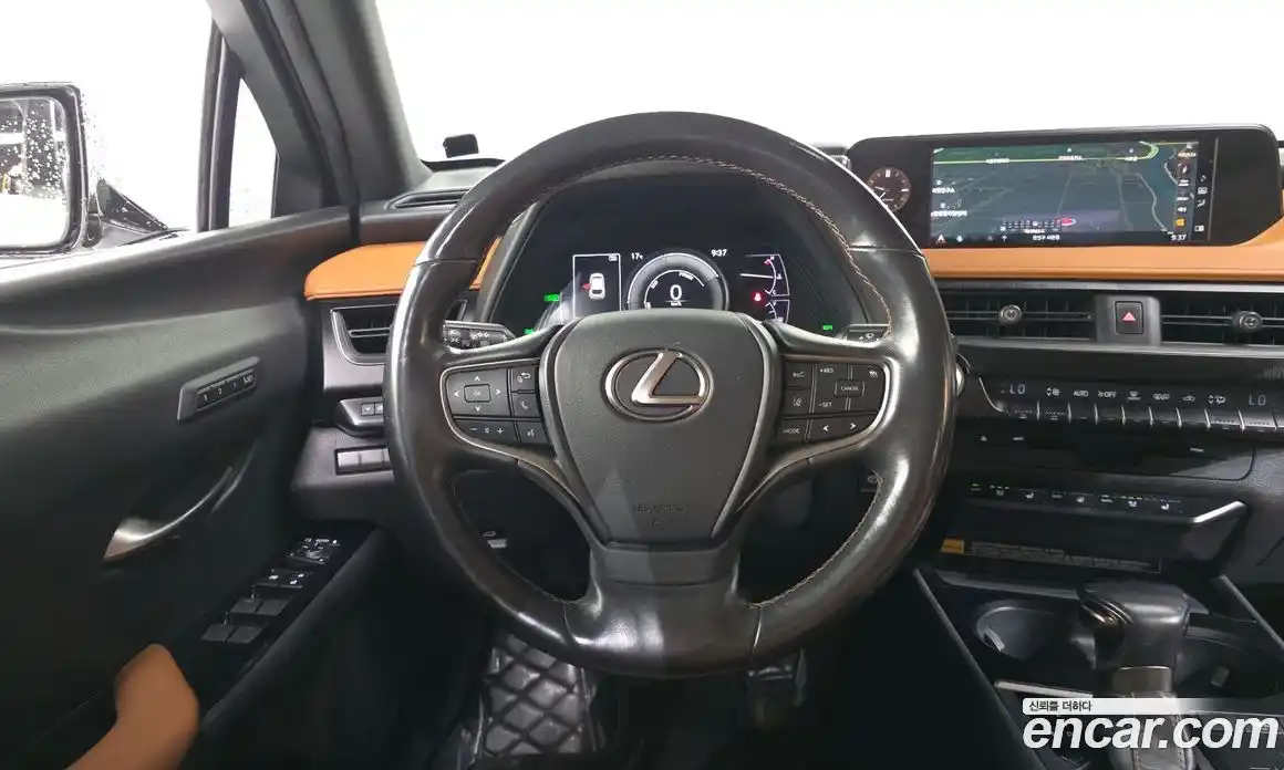 Lexus UX 2019 2.0 гидро, фото 18