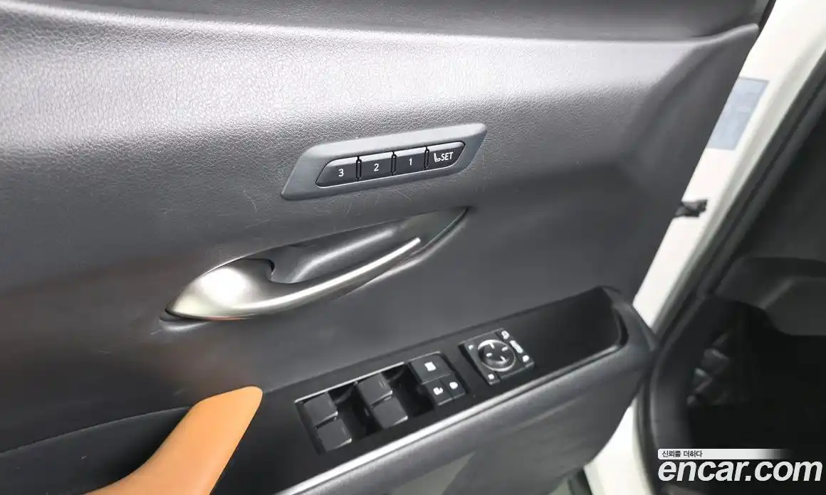 Lexus UX 2019 2.0 гидро, фото 27