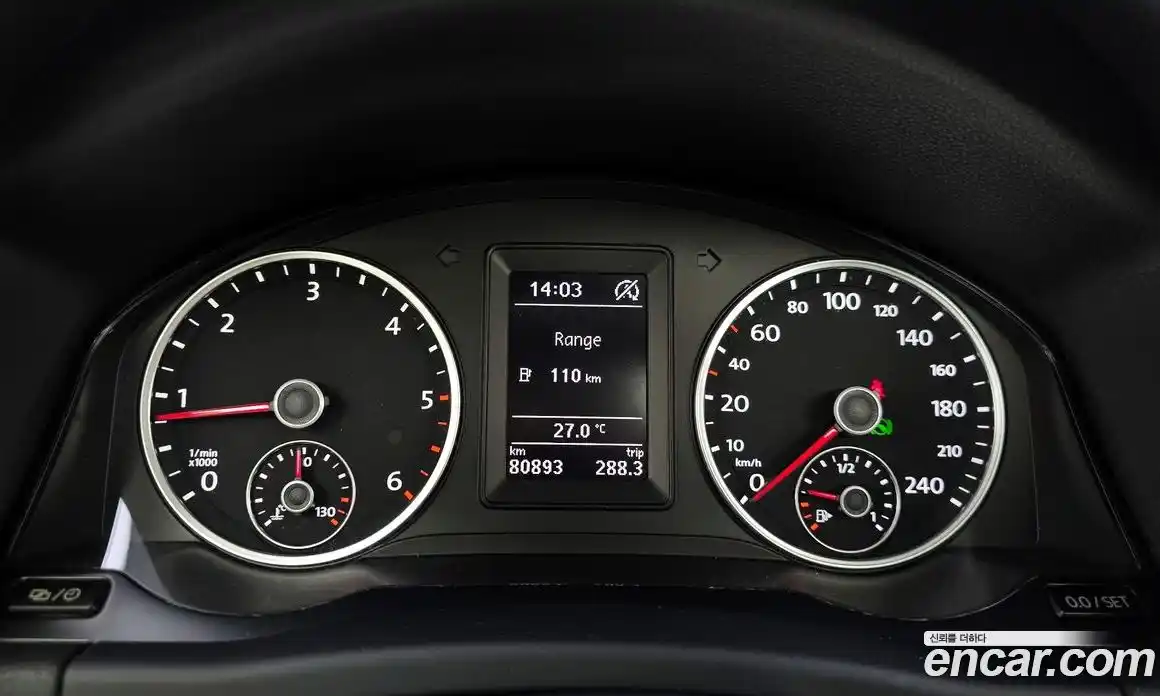 Volkswagen Tiguan 2015 2.0 автомат (гидро), фото 8