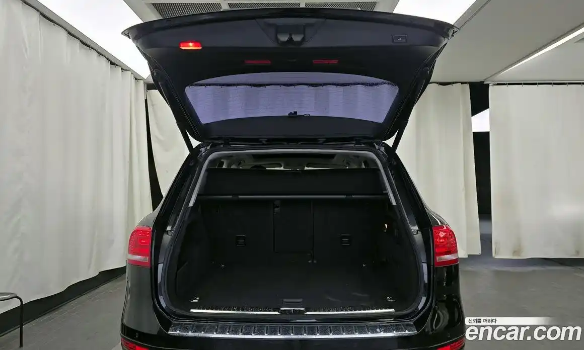 Volkswagen Touareg 2014 3.0 автомат (гидро), фото 20