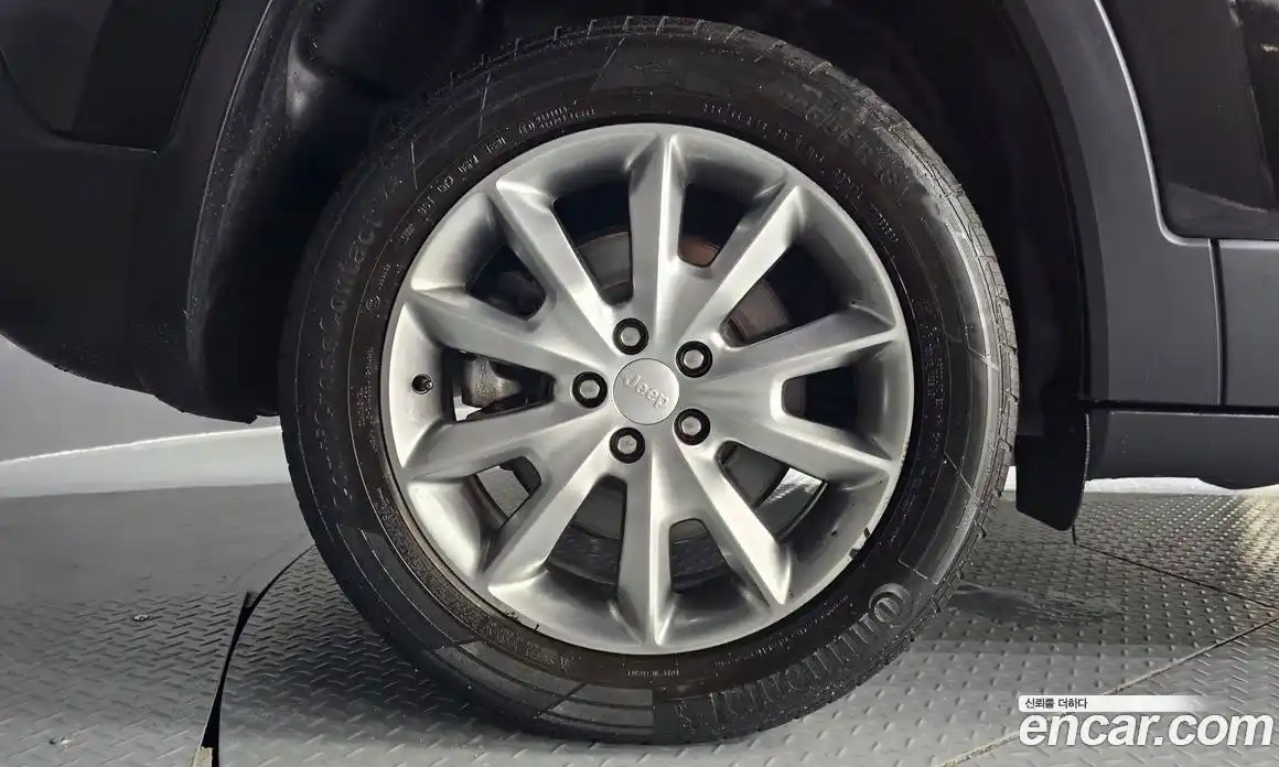 Jeep Cherokee 2018 2.4 автомат (гидро), фото 5