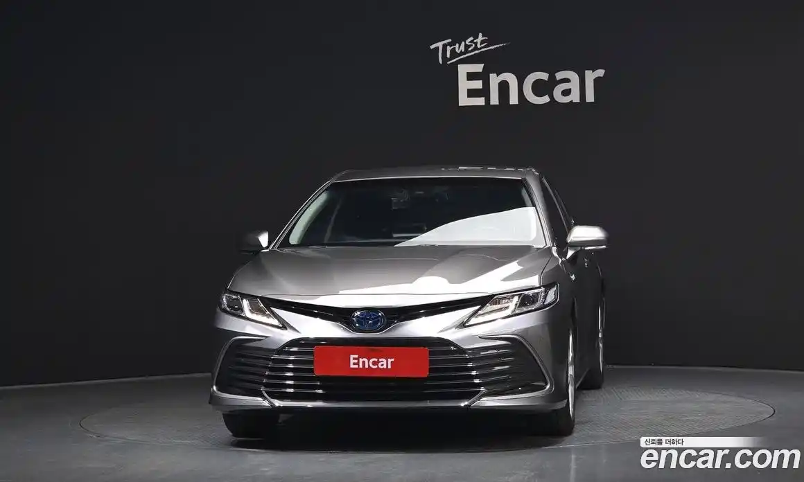 Toyota Camry 2024 2.5 гидро, фото 3