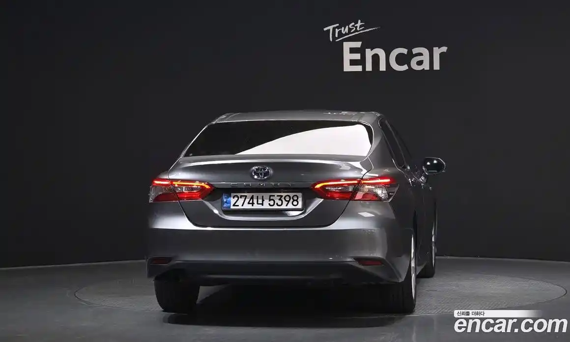 Toyota Camry 2024 2.5 гидро, фото 4