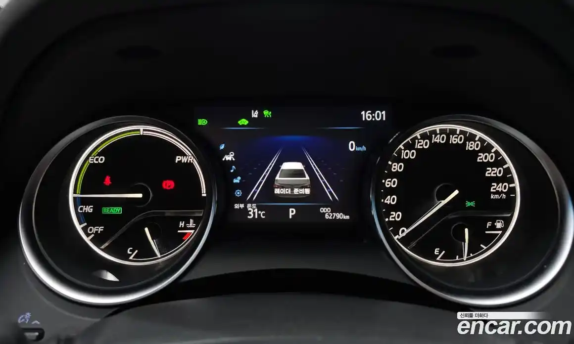 Toyota Camry 2024 2.5 гидро, фото 8