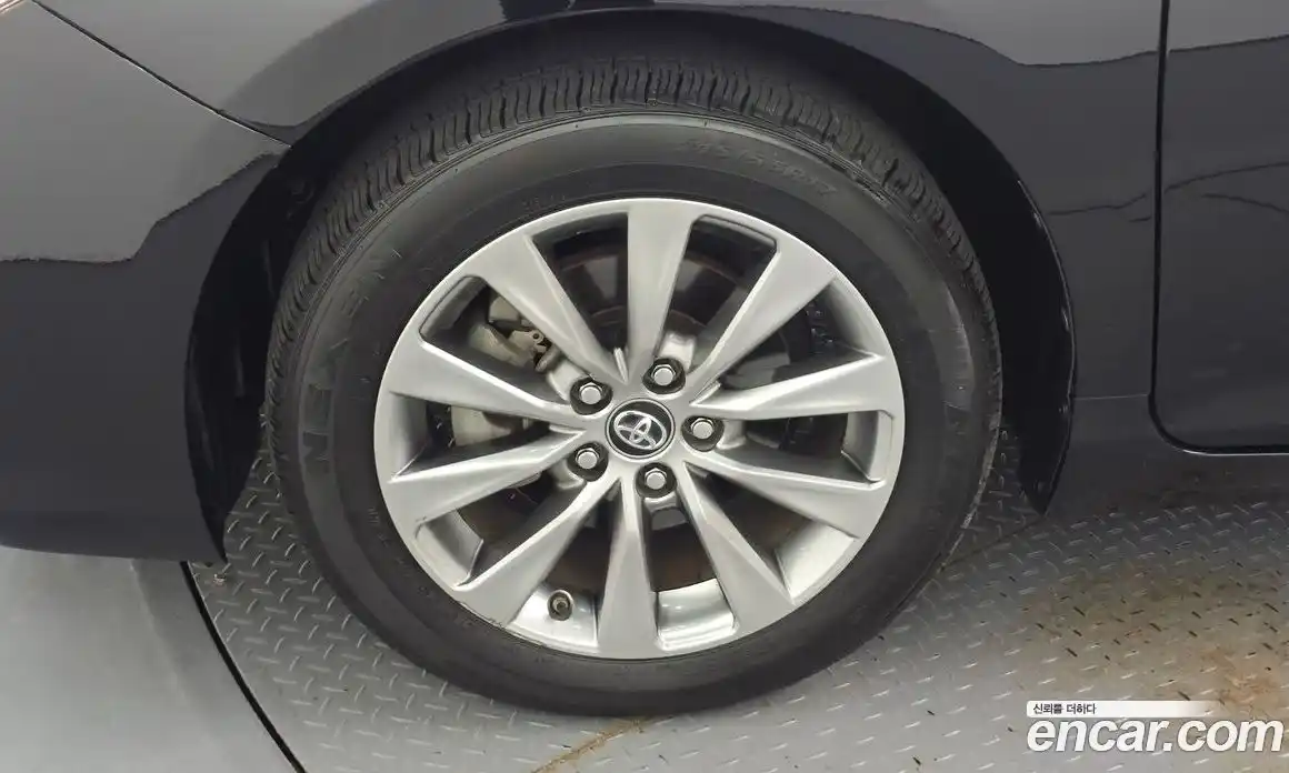 Toyota Camry 2017 2.5 гидро, фото 5