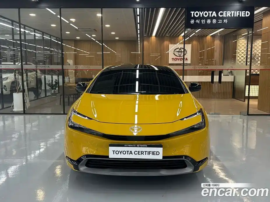 Toyota Prius 2025 2.0 вариатор, фото 3
