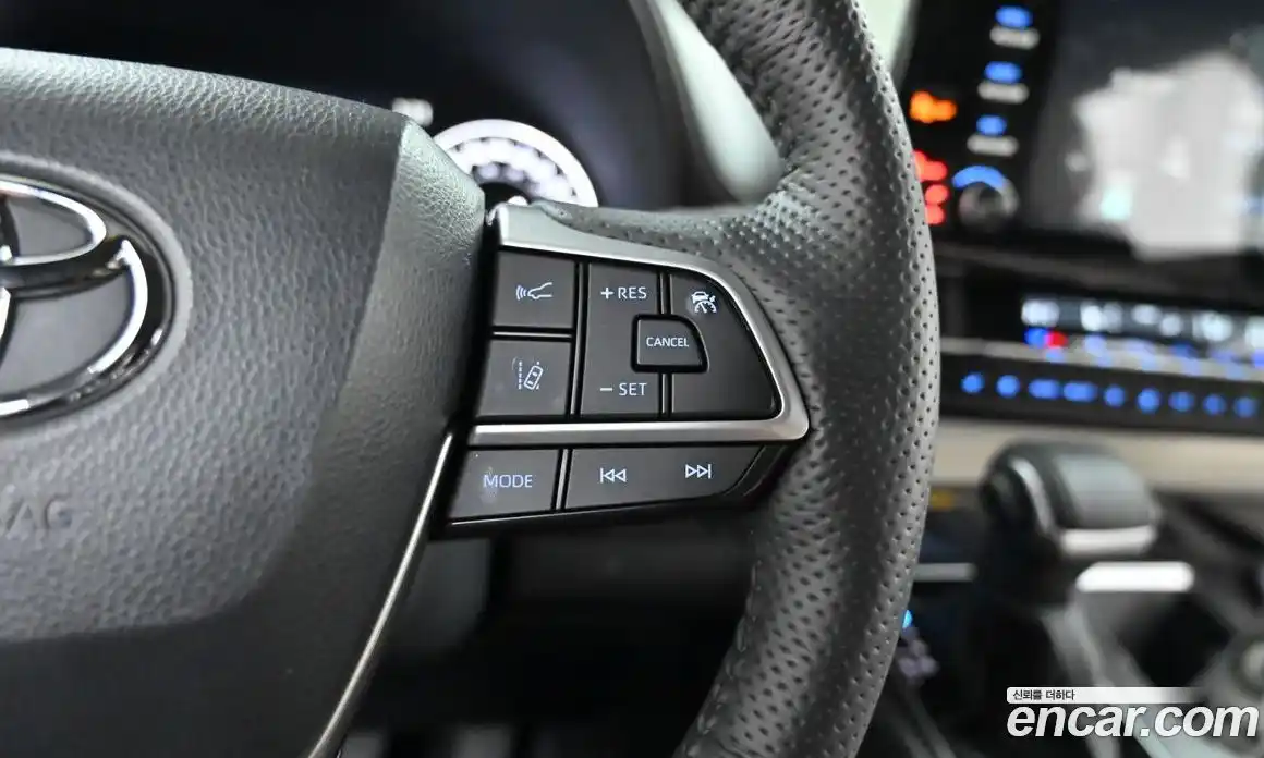 Toyota Sienna 2023 2.5 гидро, фото 17