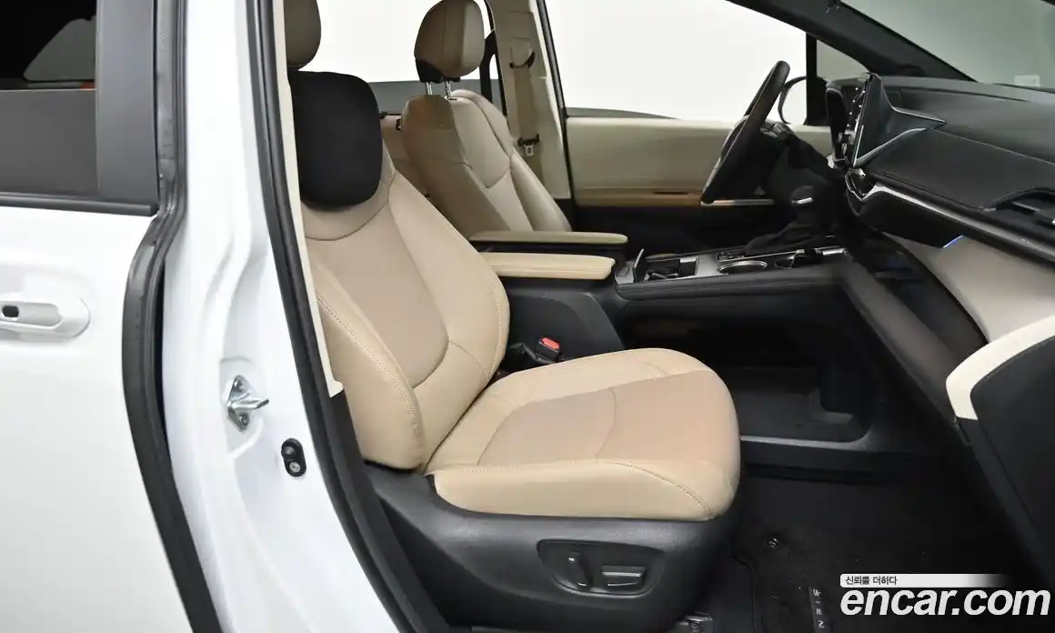 Toyota Sienna 2023 2.5 гидро, фото 10