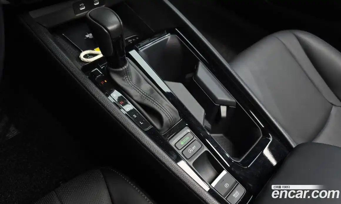 Honda Accord 2024 1.5 автомат (гидро), фото 12