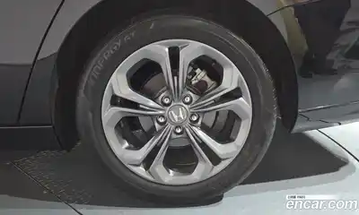 Honda Accord 2024 1.5 автомат (гидро), миниатюра 7