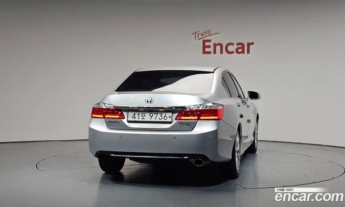 Honda Accord 2015 2.4 автомат (гидро), фото 4