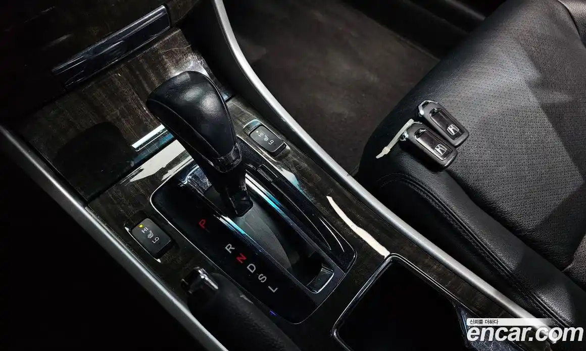 Honda Accord 2015 2.4 автомат (гидро), фото 9