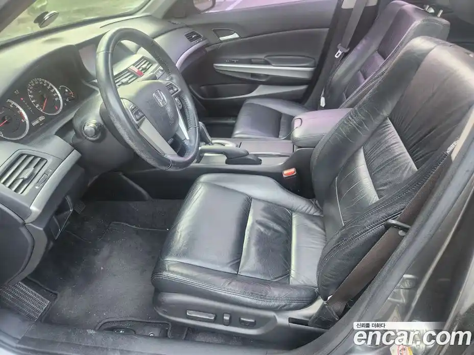 Honda Accord 2008 2.4 автомат (гидро), фото 9