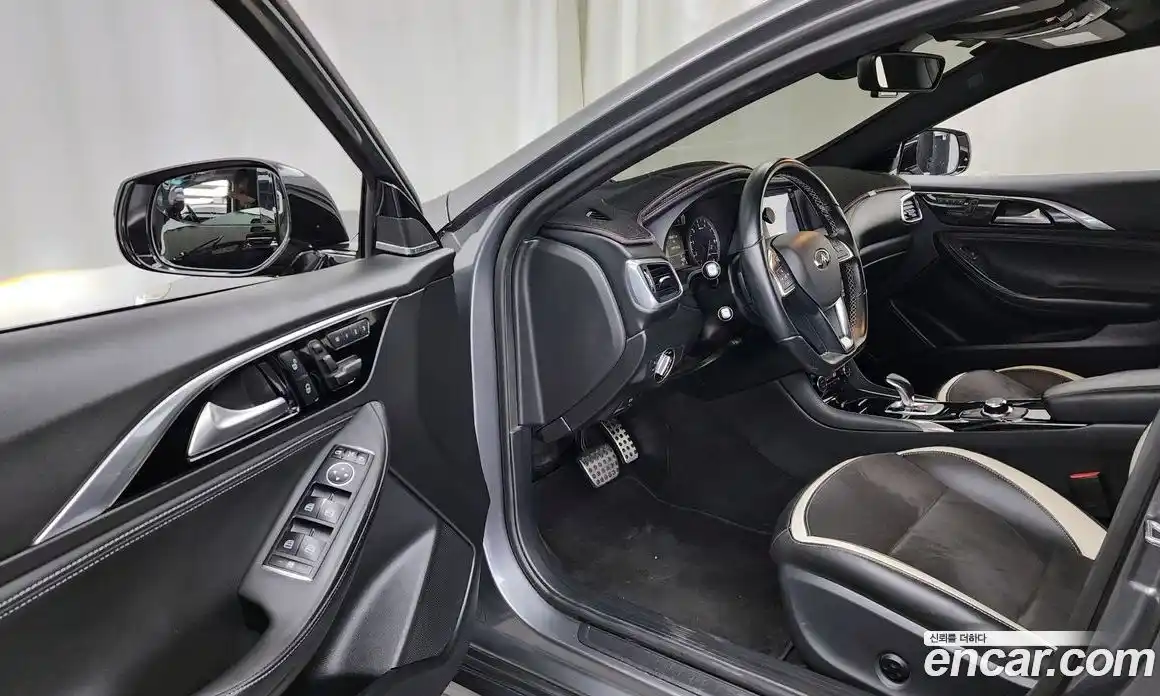 Infiniti Q30 2018 2.0 гидро, фото 12
