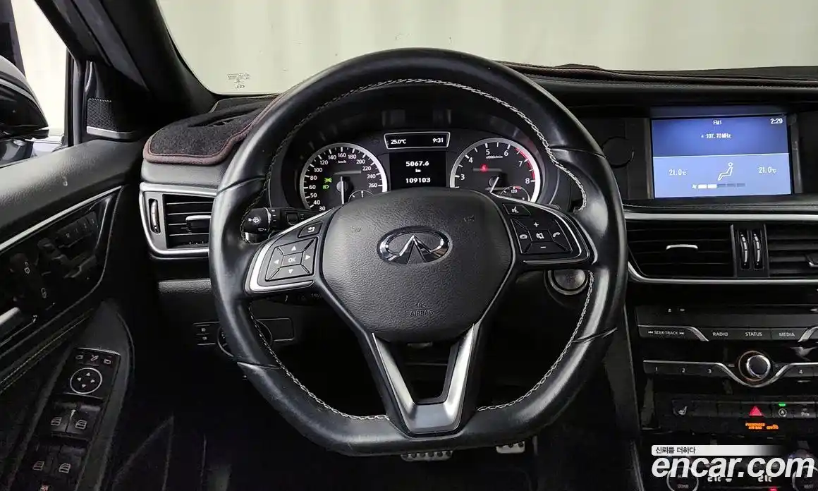 Infiniti Q30 2018 2.0 гидро, фото 18