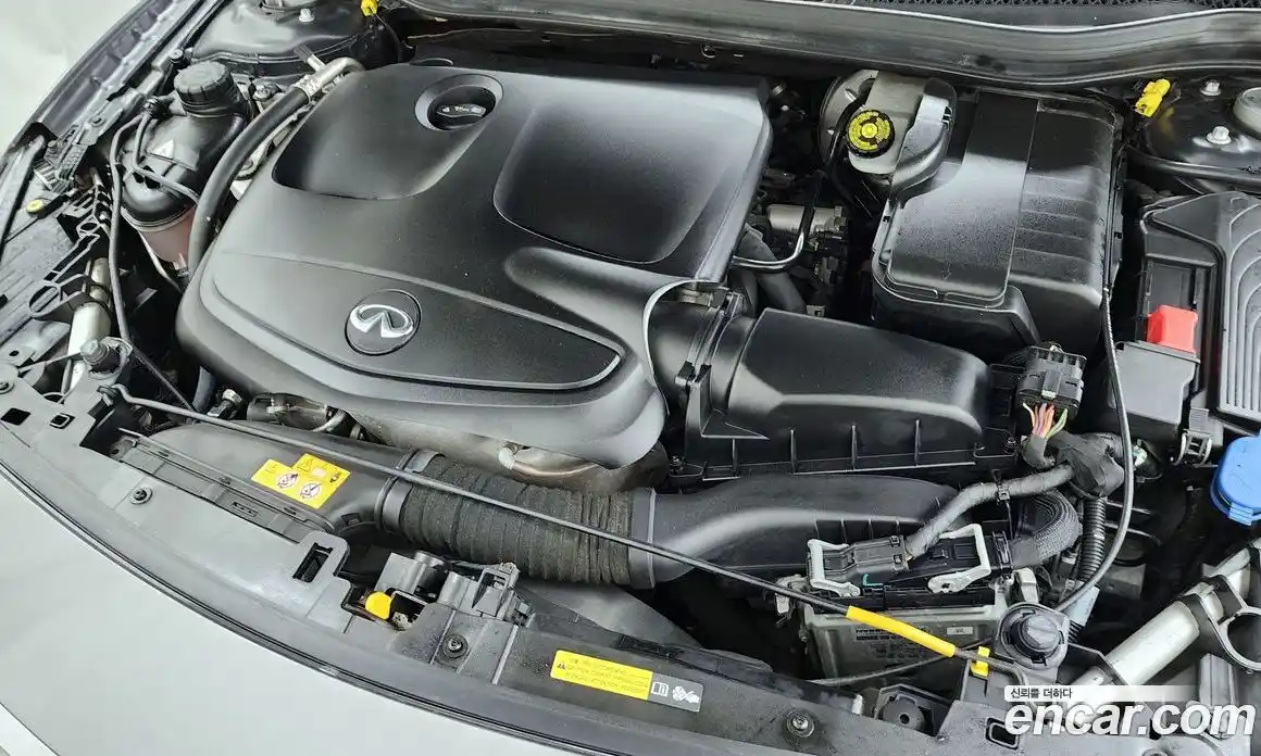Infiniti Q30 2018 2.0 гидро, фото 5