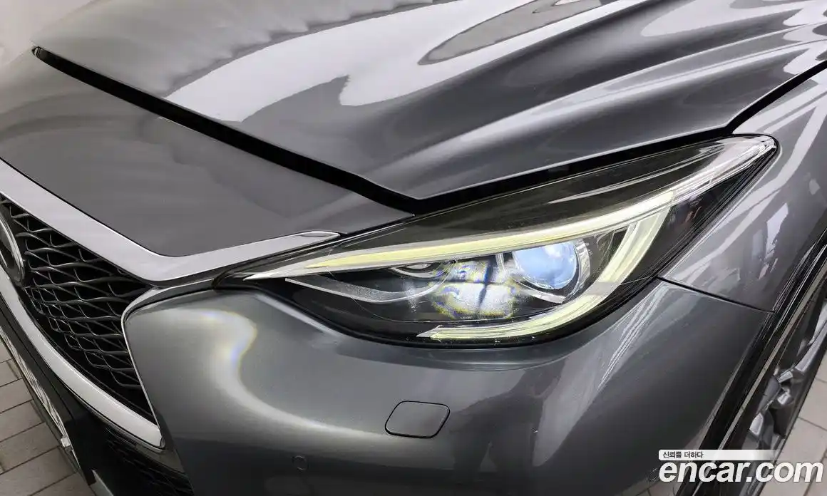 Infiniti Q30 2018 2.0 гидро, фото 7