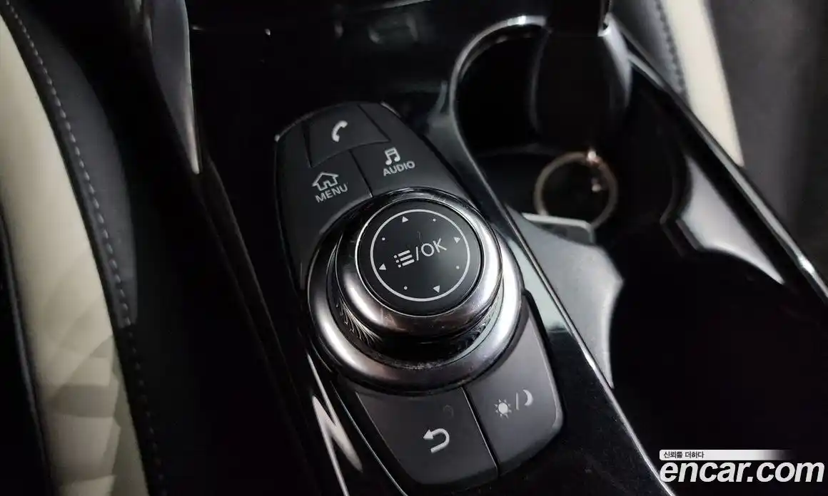 Infiniti Q30 2017 2.0 гидро, фото 17