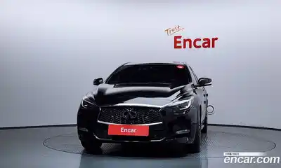 Infiniti Q30 2017 2.0 гидро, миниатюра 3