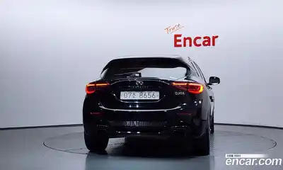 Infiniti Q30 2017 2.0 гидро, миниатюра 4